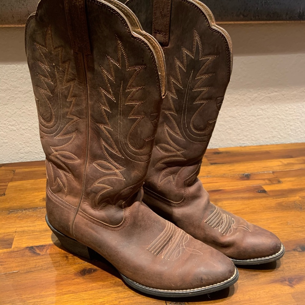 Arias boots